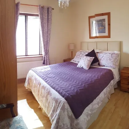 Grange House Couette-café 3*
