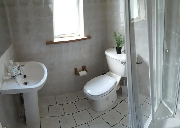 Grange House Oda ve Kahvaltı 3*